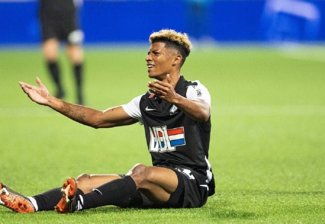 是一个更加 是一个更加